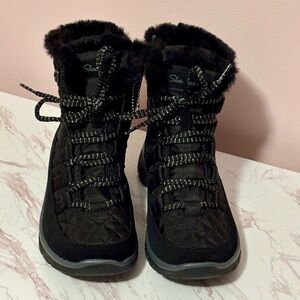 Skechers Relaxed Fit Moro Rock Boots